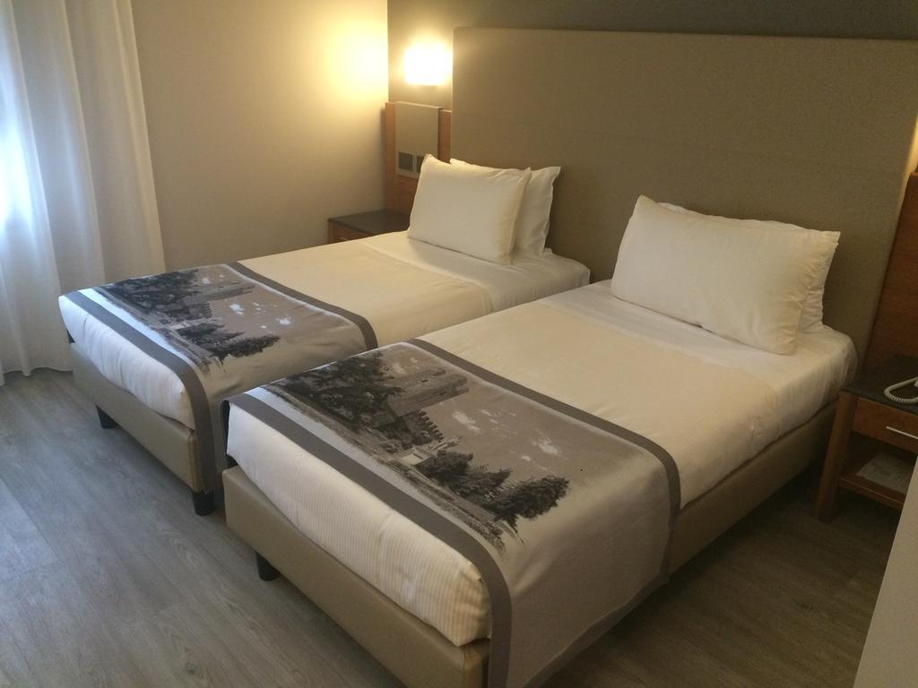 Albergo Roma, BW Signature Collection كاستيلفرانكو فينيتو المظهر الخارجي الصورة
