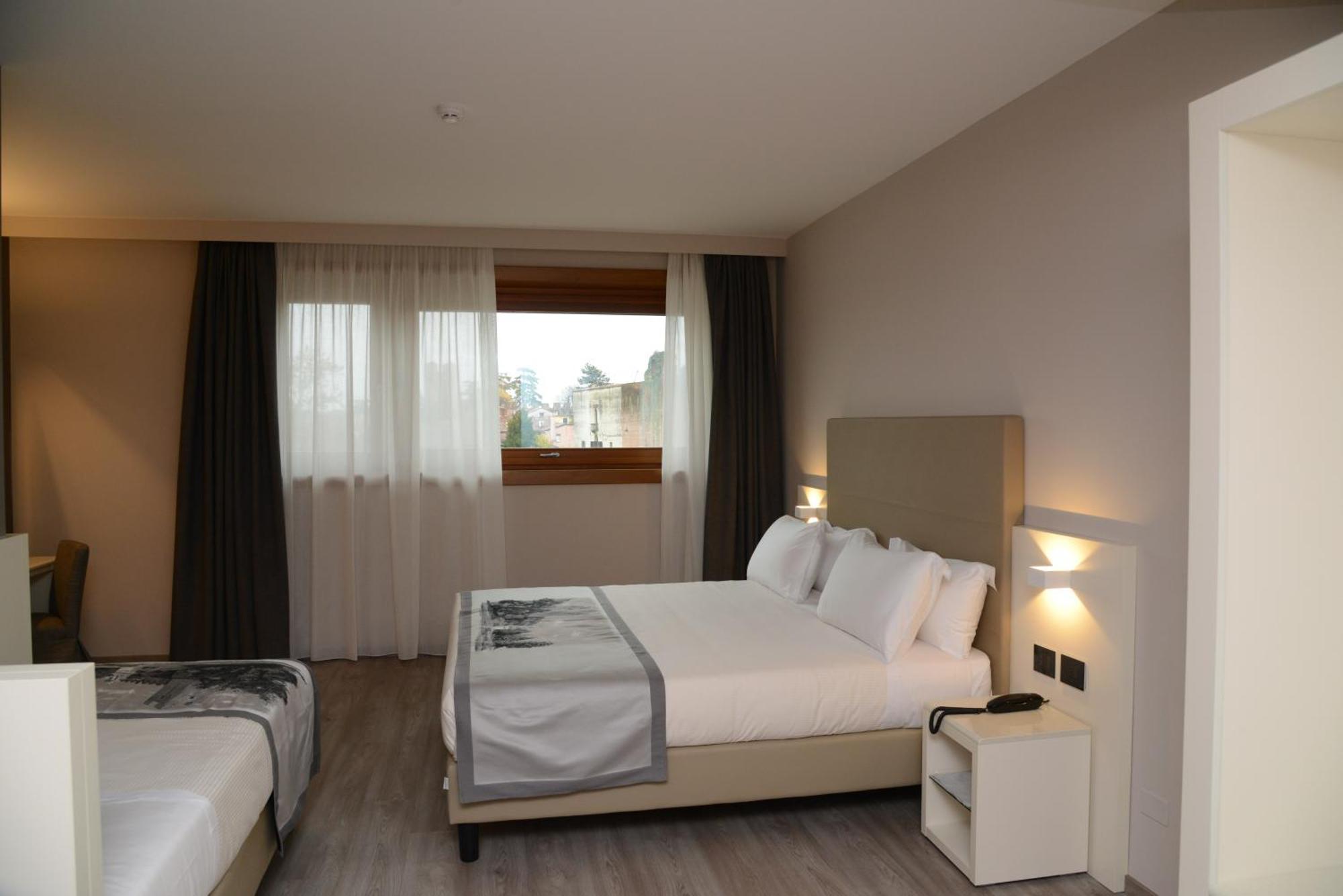 Albergo Roma, BW Signature Collection كاستيلفرانكو فينيتو المظهر الخارجي الصورة