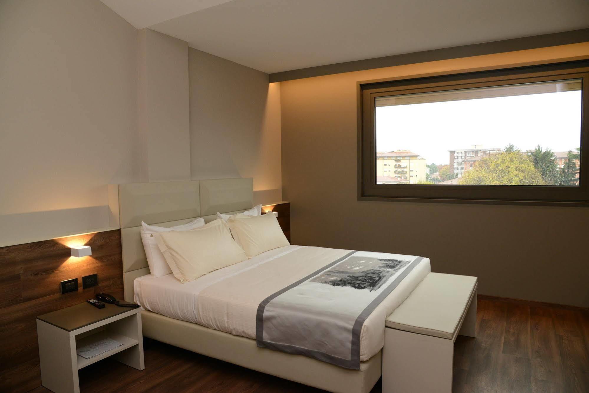 Albergo Roma, BW Signature Collection كاستيلفرانكو فينيتو المظهر الخارجي الصورة